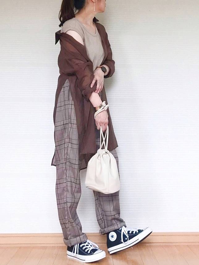 格纹的季节来了!日本女生最基本的三款格纹单品必须即刻穿上