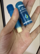 怕油腻不敢涂唇膏？Blistex莹润润唇膏，让保湿零负担！